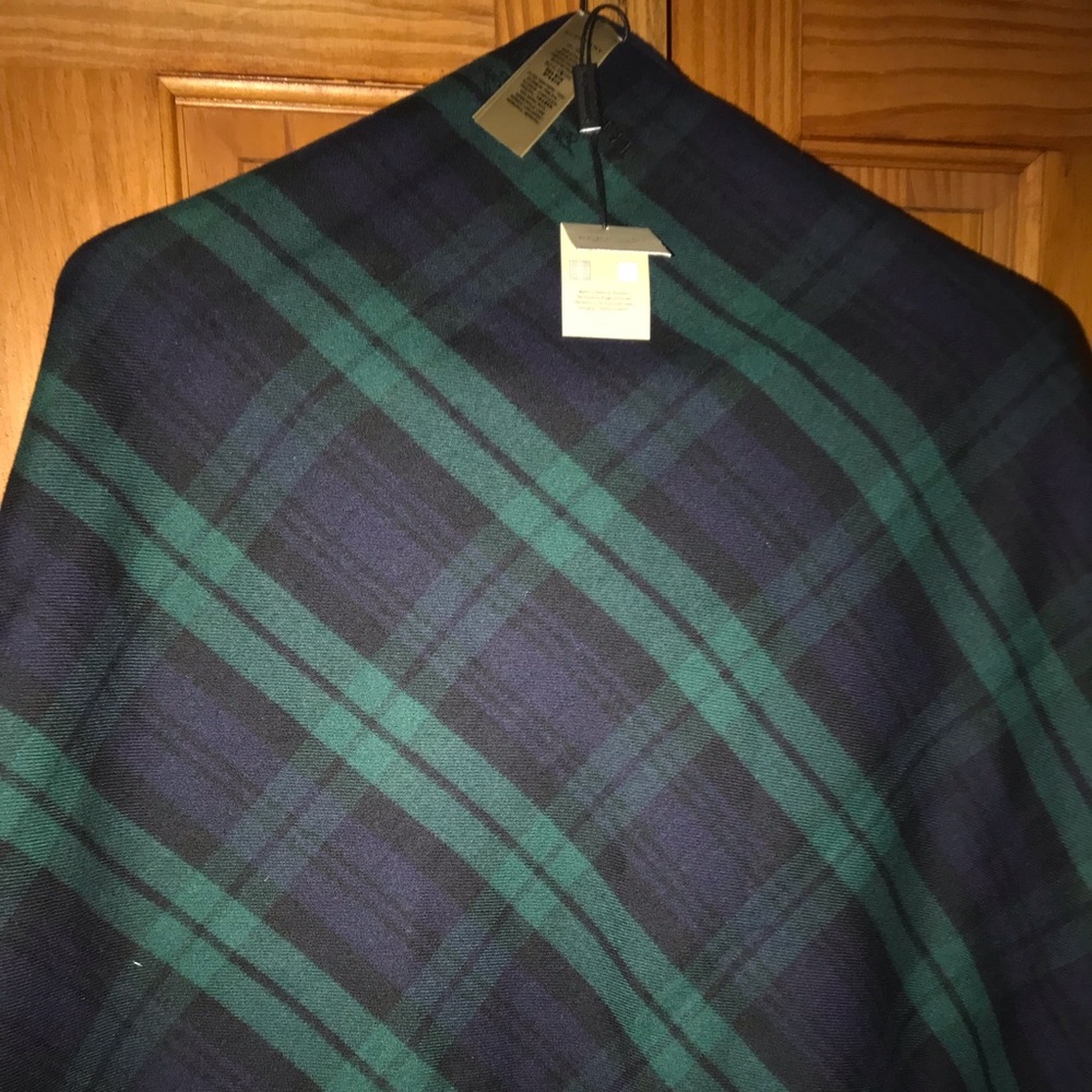Burberry tartan to soli reversible wrap